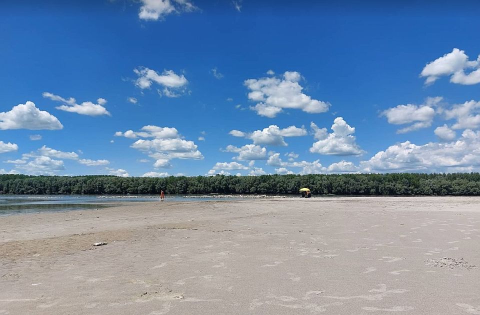 FOTO, VIDEO: Nadomak Novog Sada je prelepa plaža koju malo ljudi posećuje - pola sata do ade