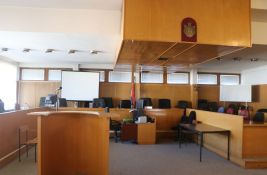 Glavni pretres za dvostruki femicid u Beočinu u septembru, osumnjičenom ponovo produžen pritvor