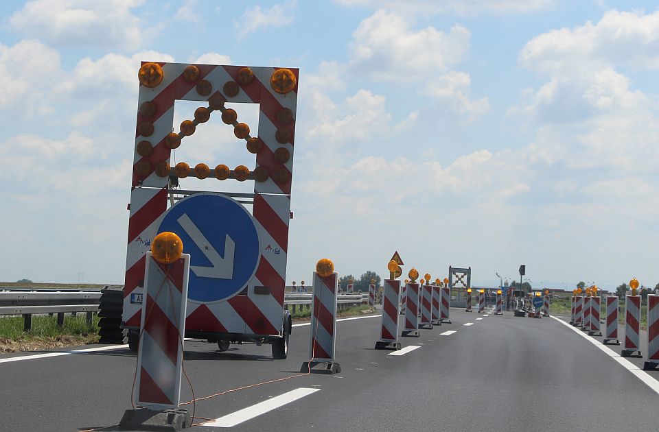 Radovi na mostu preko Jasenice, na putu Požarevac - Velika Plana, saobraćaj otežan