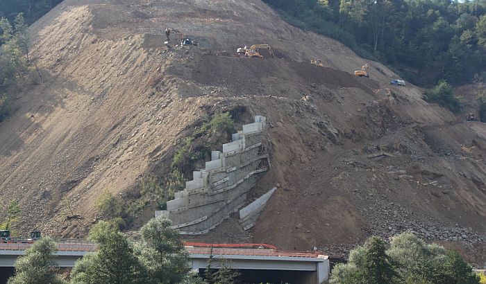 Traže oduzimanje licenci i stranim inženjerima zbog rušenja zida u Grdeličkoj klisuri