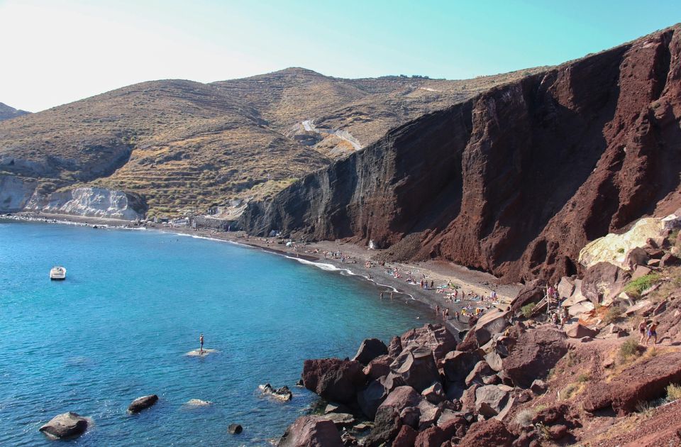 VIDEO: Tokom zemljotresa stene zatrpale poznatu plažu na Santoriniju