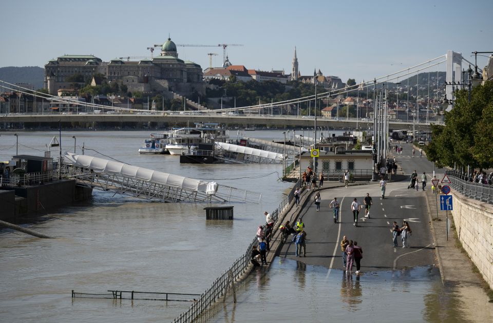 Opada Dunav kod Budimpešte, nuklearka "Paks" nije ugrožena