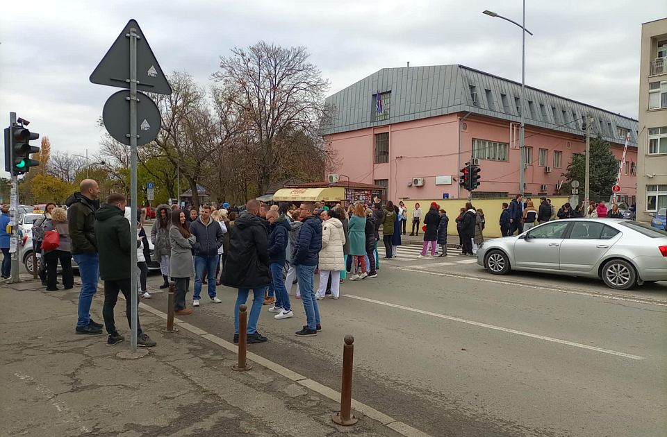 Novi Sad i danas staje na 15 minuta za 15 stradalih na Železničkoj stanici