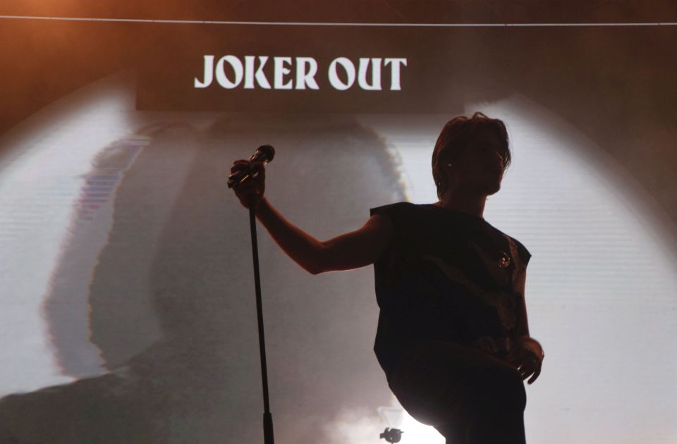 Nije vreme za muziku: Joker Out odložio koncert u Novom Sadu, prihod doniraju porodicama nastradalih