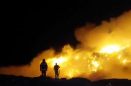 VIDEO: Ugašen veliki požar na deponiji u Kikindi