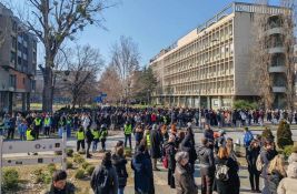 Studentska KoMora: Studentima u kampusu pretio stariji muškarac