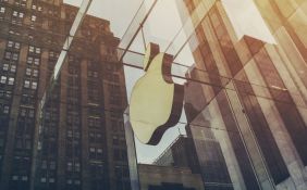 Apple prva kompanija koja vredi 1.000 milijardi dolara