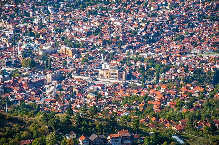 U Sarajevu uhapšen muškarac zbog pretnji da će ispaliti zolju na bazu EUFOR-a 