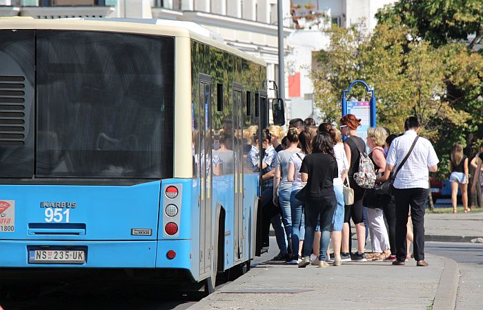 Veliki broj linija GSP-a promenio trase zbog festivala i radova, četvorka ne saobraća