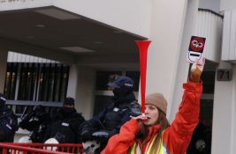 FOTO, VIDEO: Kako je izgledao današnji protest studenata ispred zgrade BIA?