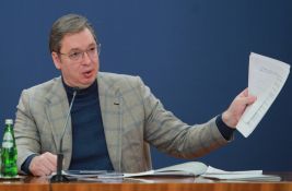 UŽIVO VIDEO: Vučić se obraća javnosti u vezi sa incidentom na Kosovu