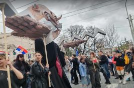 FOTO Studenti napravili četiri lutke-karikature: Predstavljaju zahteve blokada