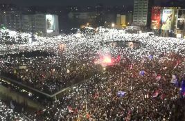 UŽIVO VIDEO Protest u Beogradu: Reke ljudi u glavnom gradu, policija krenula ka Skupštini