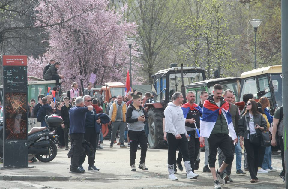 Beogradski nadbiskup: 15 žrtava dovelo do 15. marta, ne dajte se isprovocirati