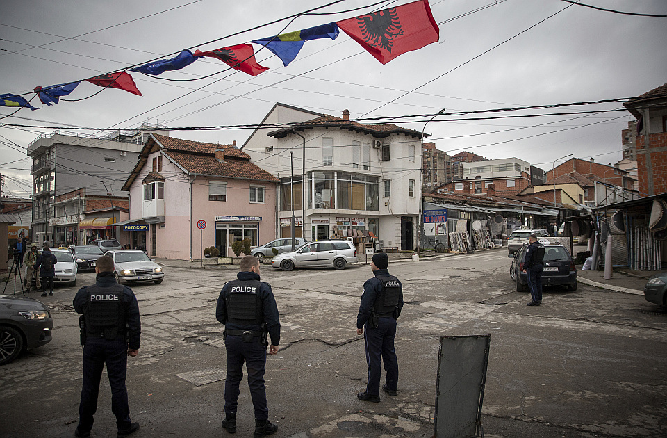 KiM: Srbi blokirali put nakon pucnjave u Štrpcu, policija na terenu, situacija mirna