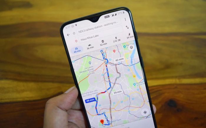 Google Maps dobio novi izgled i opcije