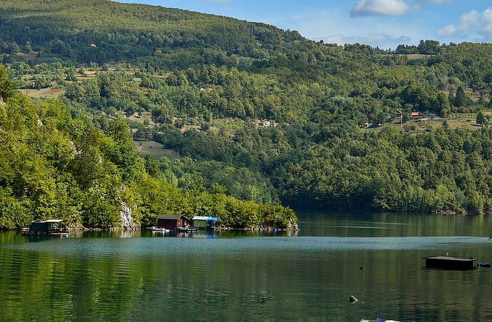 Nestala žena u jezeru Perućac, u toku potraga