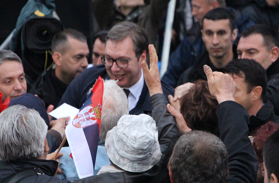 Režimski mediji istovremeno najavili Vučićevu kampanju i formiranje pokreta: Dolazi cirkus