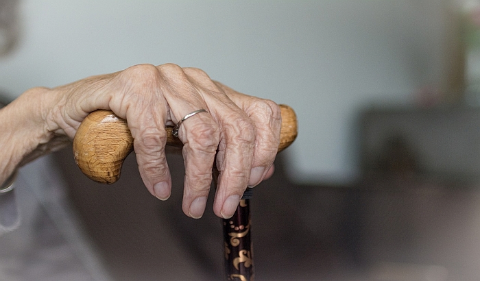 Od sledeće godine žene rade šest meseci duže do ispunjenja uslova za penziju