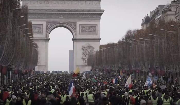 Francuska pojačava sankcije za neprijavljene proteste