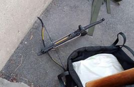 Koje je legalno oružje u slobodnoj prodaji u radnjama u Srbiji: Samostrel, elektrošokeri...