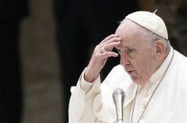 Papa Franja pozvao komičare u Vatikan: Među zvanicama i Vupi Goldberg i Džimi Falon