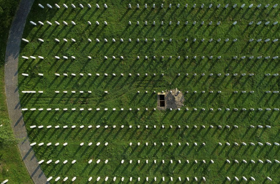 Stav Evropske unije je: Genocid u Srebrenici ne može se dovoditi u pitanje 