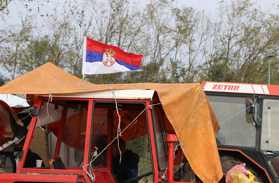 Nakon dogovora u Kisaču: Sastanak paora i predstavnika Vlade sutra u Beogradu, tema - robna berza