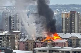 VIDEO: Pogledajte kako izgleda potpuno izgoreli krov zgrade na Limanu