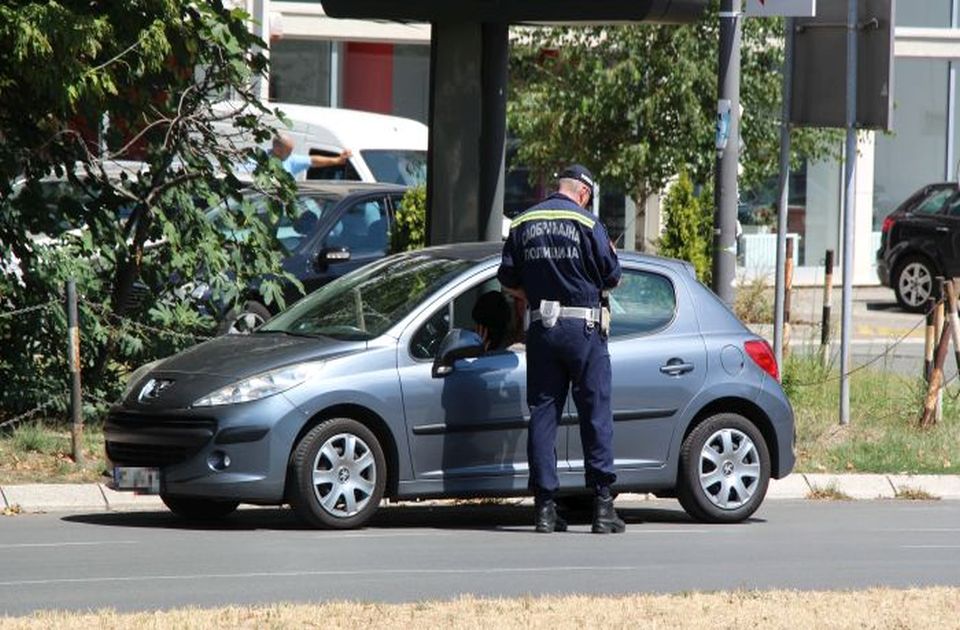 Policija u protekla 24 časa zadržala četiri vozača: Jedan vozio pijan