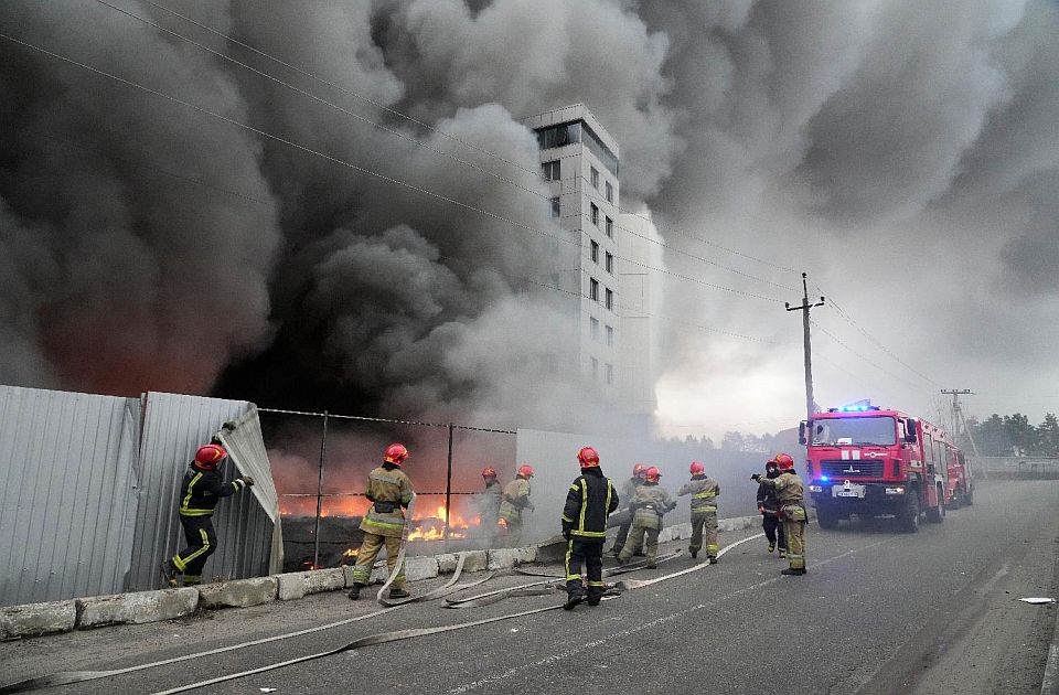 Rat u Ukrajini: Rusija granatirala, pa zauzela najveću nuklearnu elektranu u Evropi, ugašen požar