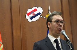 Vučić opet o 