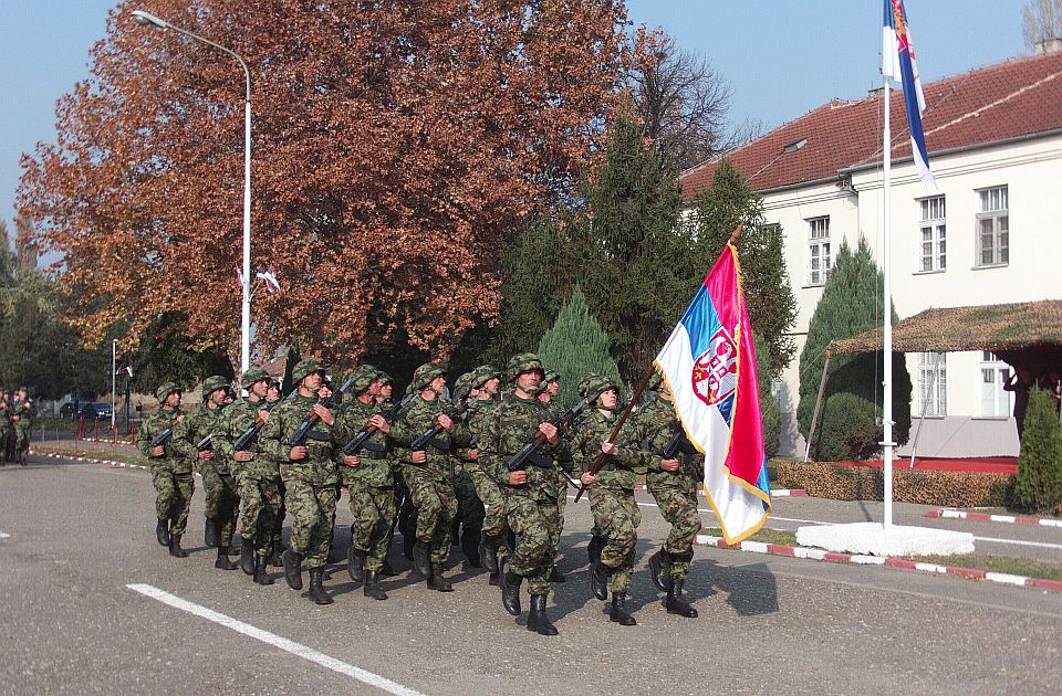 Prikaz vojske u kasarni "Jugovićevo" pomeren za sledeću nedelju: Odloženo zbog lošeg vremena