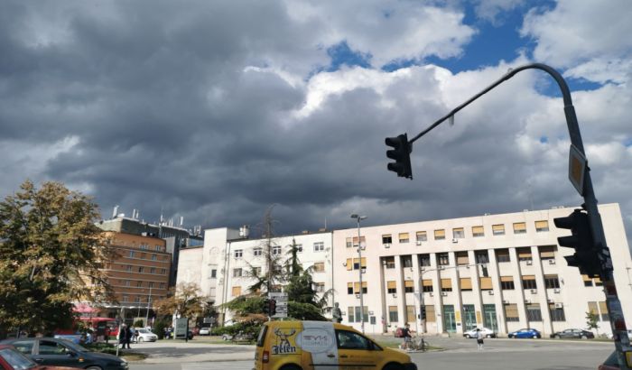 Oblačno i sveže, u ponedeljak moguća kiša