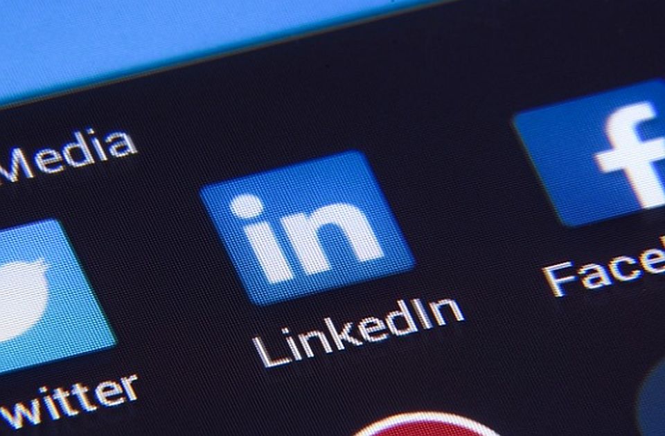 LinkedIn koristi podatke korisnika za obuku veštačke inteligencije, možete da isključite tu opciju