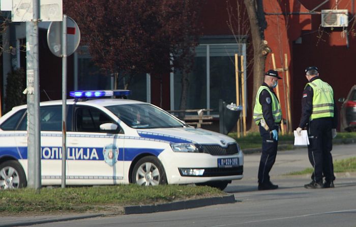 U Sjenici vozio automobil sa skoro pet promila alkohola u krvi