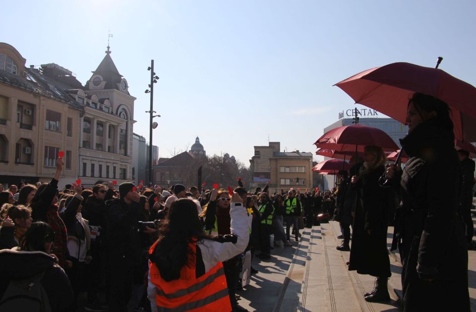 FOTO, VIDEO "Svaki petak - izuzetak": Kako je izgledao protest studenata u Novom Sadu