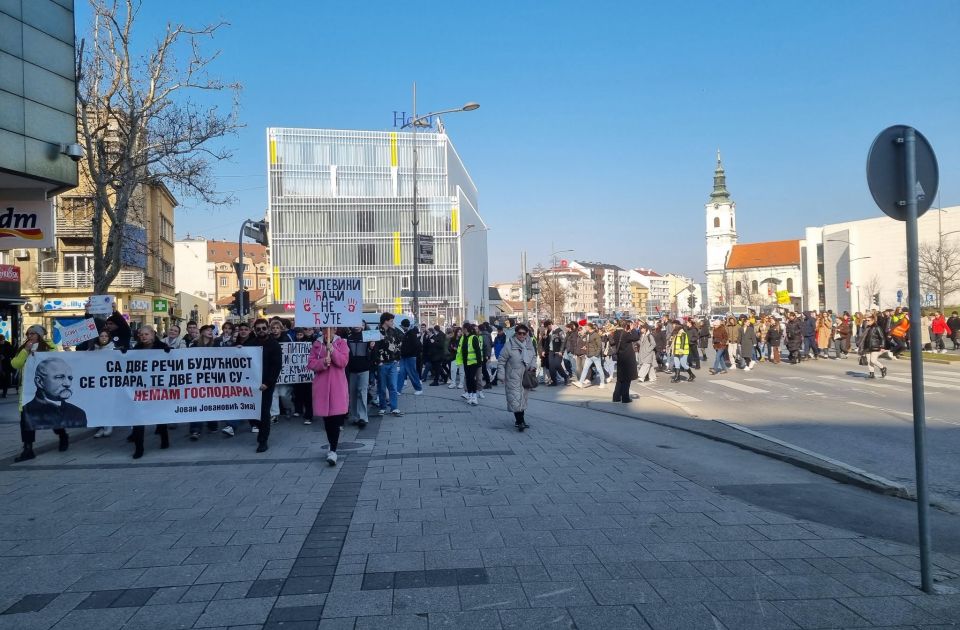 FOTO: Obustavlja se nastava i u Srednjoj školi "Svetozar Miletić"