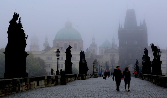 Za širenje virusa korona u Češkoj preti do 12 godina zatvora