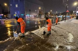 Gradska uprava: Zimska služba Novog Sada spremno dočekala sneg, stanari da čiste ispred zgrada