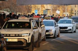 Taksisti krenuli u Niš po studente 