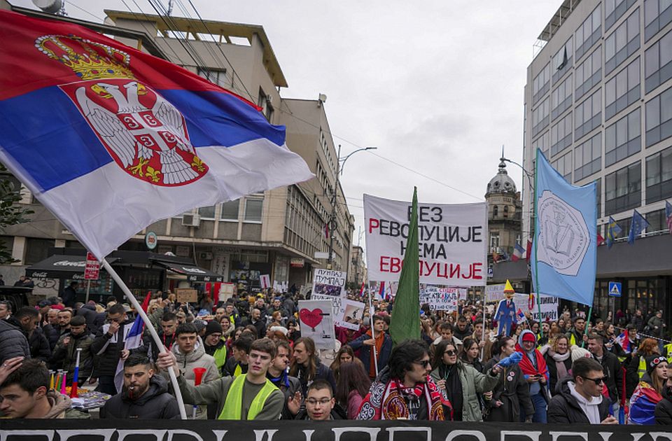 Novosadski studenti u blokadi demantovali Piculu: 