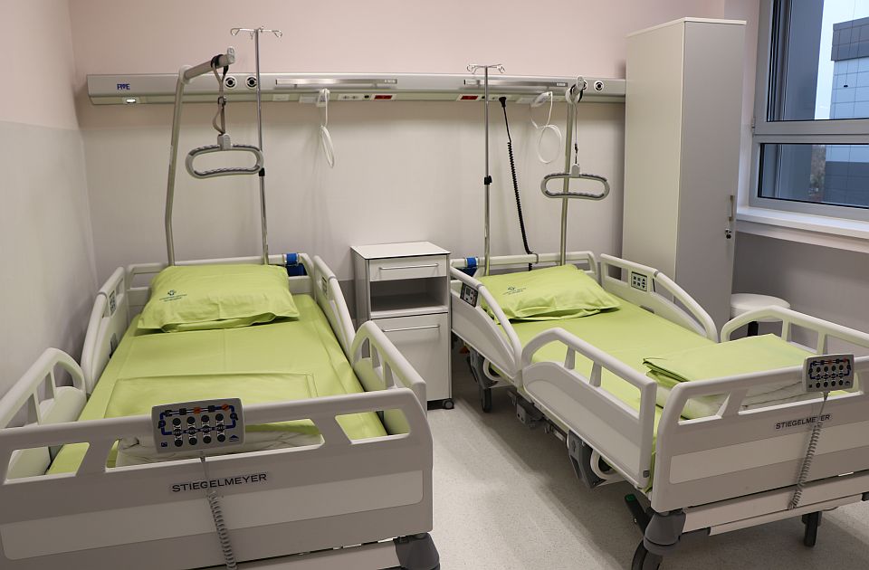 Klinički centar Srbije posao keteringa dodelio i firmi pod istragom Tužilaštva