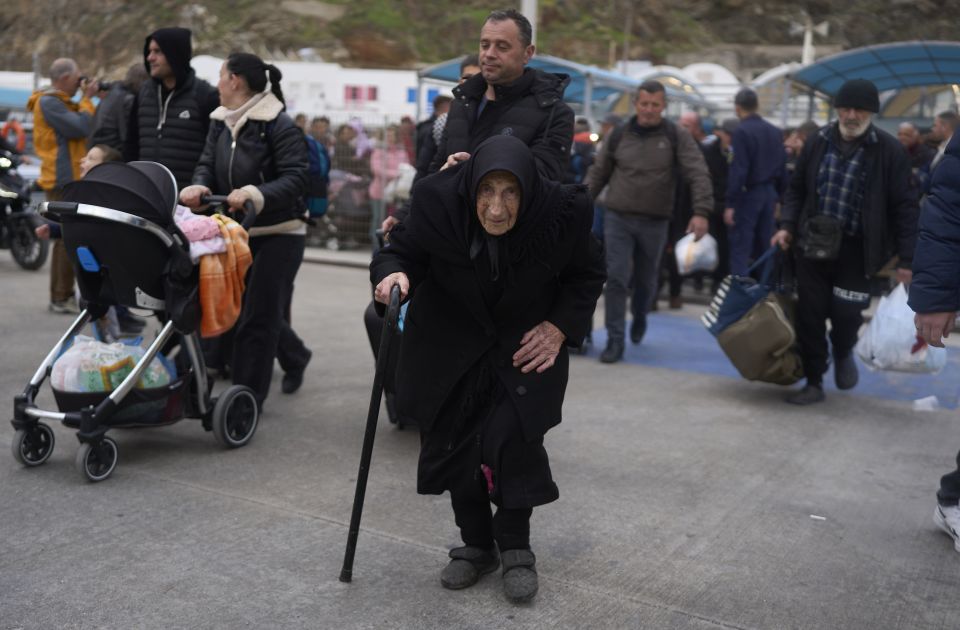 I dalje zemljotresi kod Santorinija, stanovništvo beži: Sedam potresa u sat vremena