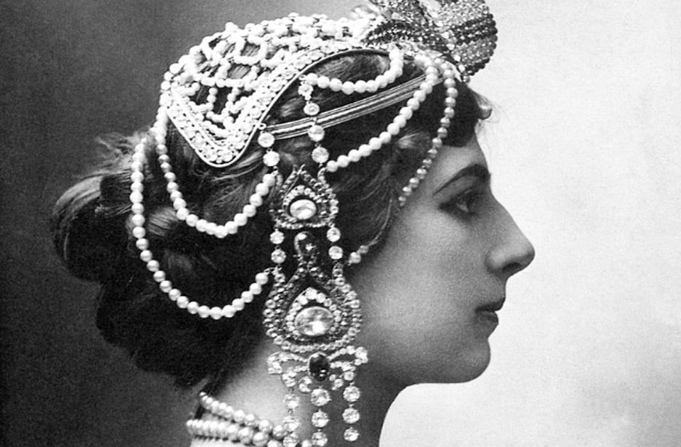 Na današnji dan: Ubijen Karađorđe, Mata Hari osuđena na smrt, katolicima zabranjena kontracepcija