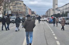 VIDEO: Novi Sad je i danas stao na 15 minuta, zabeležene provokacije