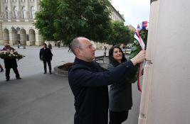 Položeni venci na Trgu slobode povodom godišnjice prisajedinjenja Vojvodine