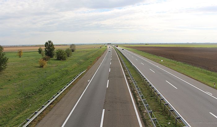 Radovi na auto-putu između Rume i Pećinaca