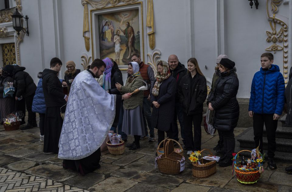 U uskršnjoj razmeni ratnih zarobljenika sa Rusijom oslobođeno više od 100 Ukrajinaca