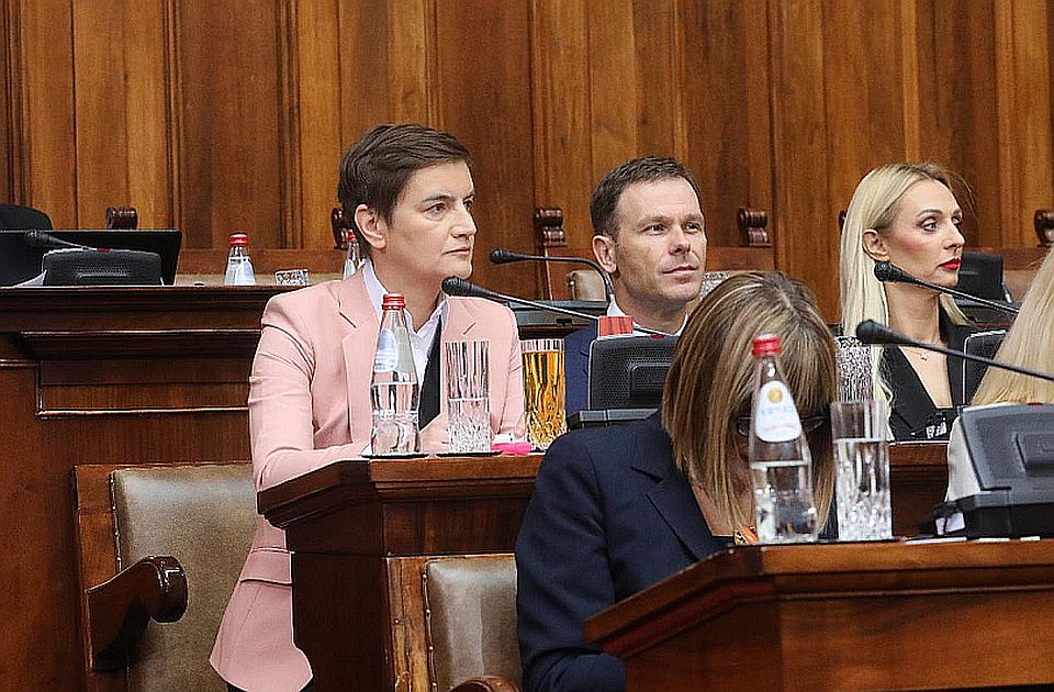 Srbija dobila novu Vladu, ovo su i zvanično novi ministri